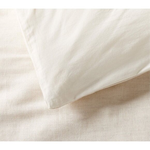 CB2 Kellen Organic Cotton-Blend Beige King Pillow Shams Set of 2 - Picture 4 of 7